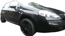 Fiat Punto with 17 inch Fox FX004